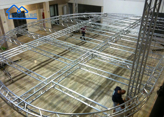Beli OEM Light Frame Aluminium Stage Truss Untuk Pencahayaan Luar Rumah Pernikahan online manufacture