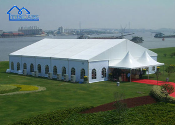 OEM Outdoor Party Wedding Tents Marquee Dengan Flame Retardant PVC Frame Rumah Tenda