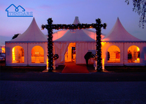 10m Clear Span Aluminium Pagoda Tent Putih Merah Biru Kuning Hijau Disesuaikan
