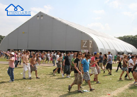 Tenda acara melengkung luar ruangan tahan UV khusus besar untuk pameran, pesta luar ruangan dan sebagainya