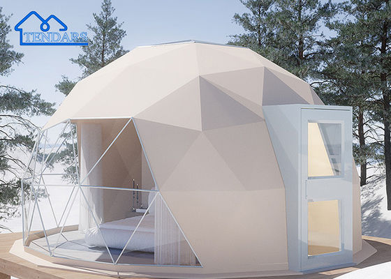 Tenda Hotel Glamping Empat Musim 8m Dia Rangka Baja Galvanis Kain Tahan Air untuk Retret Pantai