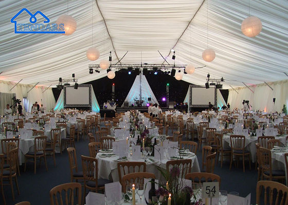 Custom Aluminium Emas Accessoires Pesta Pernikahan Tent Kursi Dengan Bantal Dijual