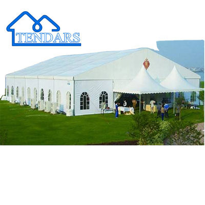 Tenda Tenda Pesta Luar Ruangan Besar Mudah Dibuka Struktur Kanopi Jarak Teluk 5m