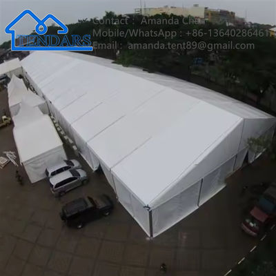 Bingkai Aluminium Kapasitas Besar Luar Ruangan Kustom Kanopi Acara Tenda Pernikahan Tahan Air Putih