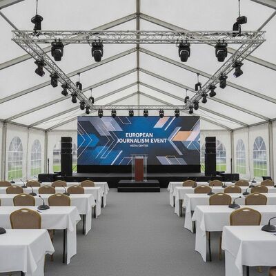 Konferensi Pers Tenda Tenda Pesta Pusat Media Panggung Integrasi AV Profesional Kanopi Acara Jurnalisme Eropa