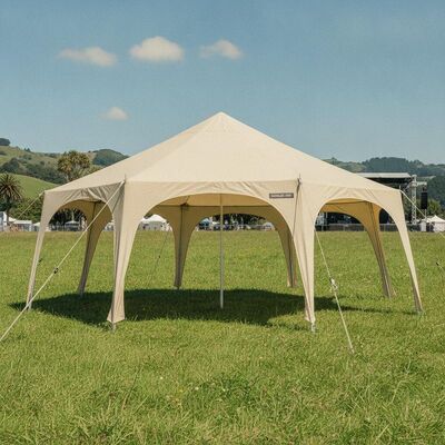 Tenda Tenda Pesta Perlindungan UV Performa Tinggi Kanopi Luar Ruangan Festival Musim Panas Selandia Baru dengan Kain Tabir Surya